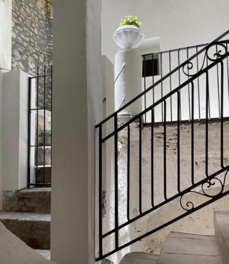 شقة Patio1861 ترميني إميرسي المظهر الخارجي الصورة